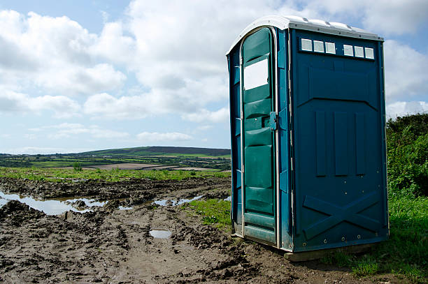 Best Portable Restroom Servicing (Cleaning and Restocking)  in Conning Towers Nautilus Park, CT